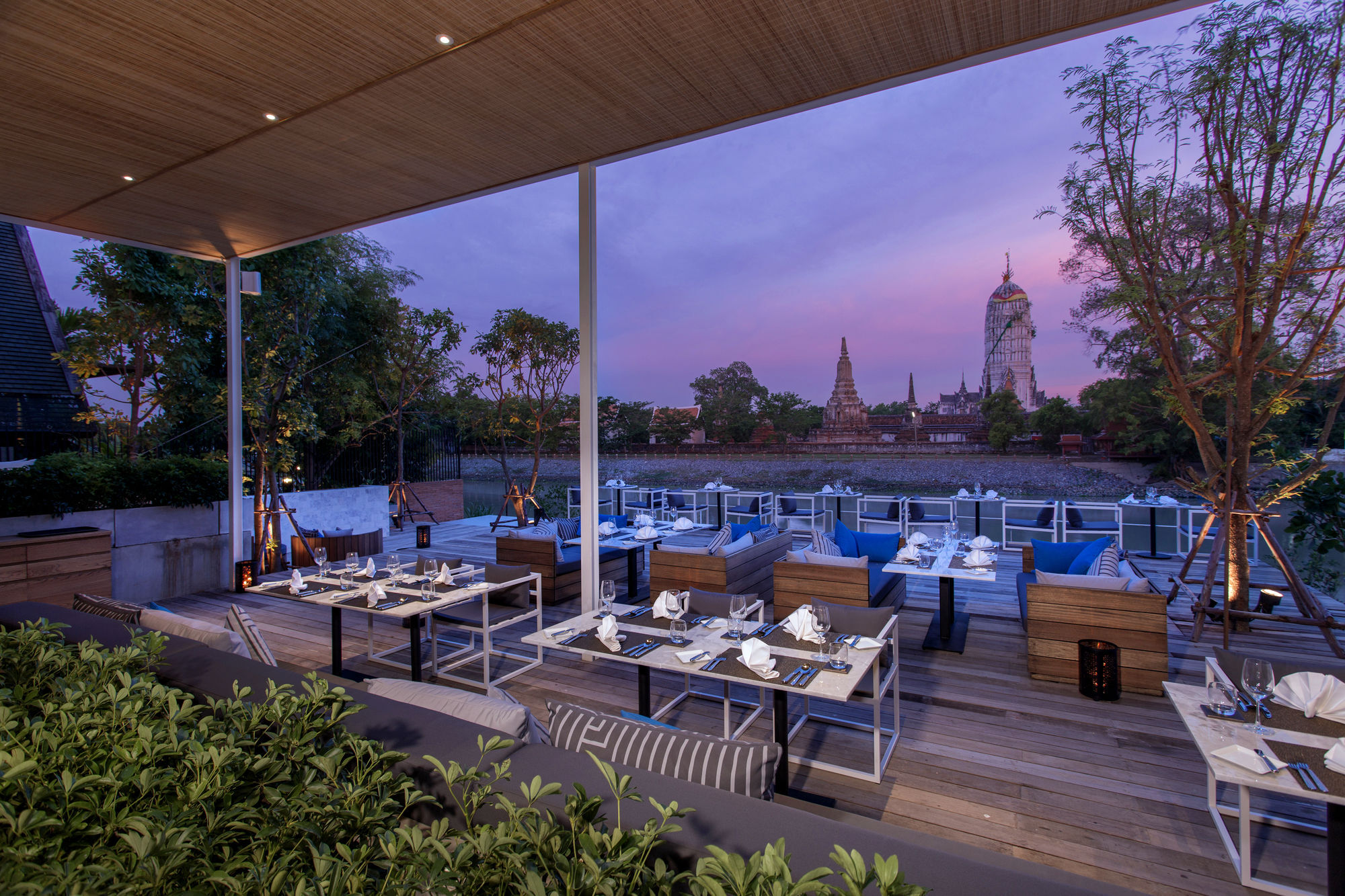 Sala Ayutthaya Hotel Exterior photo